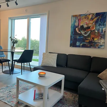 Modern Small *