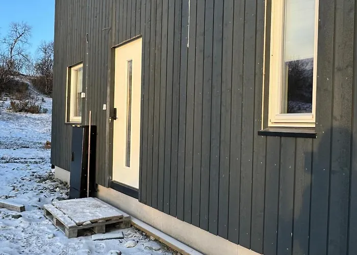 Modern Small Leilighet