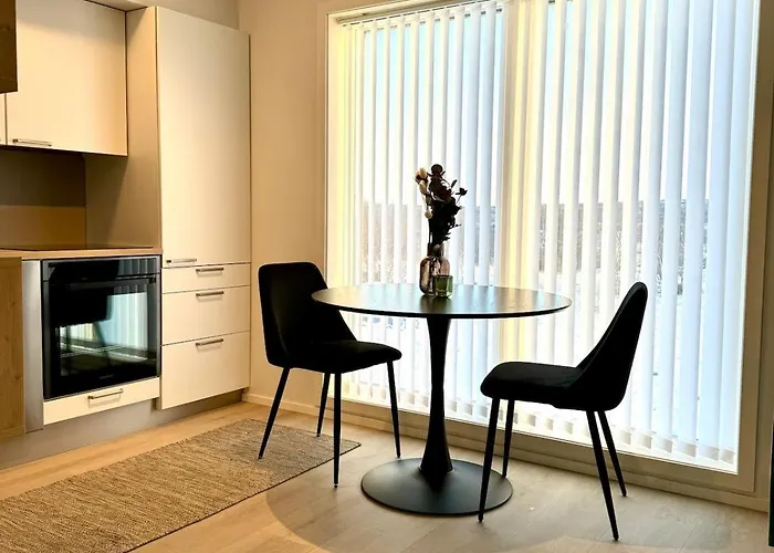 Modern Small Leilighet *